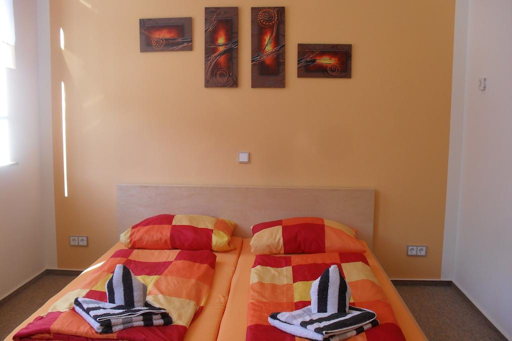 Pension Am Steinberg Muldenstein Habitación foto